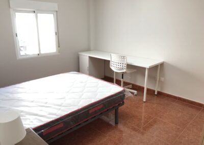 alquiler-habitaciones-estudiantes-burjassot-campus-valencia-mestre-arturo-padilla-dormitorio-4 (2)